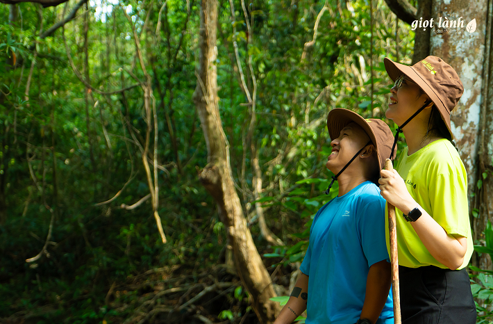 CÙNG GIỌT LÀNH - LẮNG NGHE HƠI THỞ CỦA RỪNG