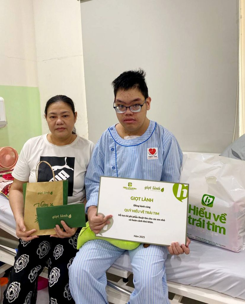 Nguyễn Hoàng Đức Nguyễn Hoàng Đức